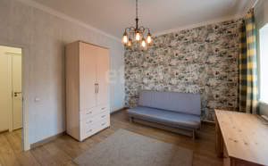 2-к квартира, вторичка, 71м2, 2/4 этаж