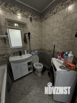 2-к квартира, вторичка, 45м2, 1/4 этаж