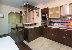 4-к квартира, вторичка, 93м2, 3/10 этаж