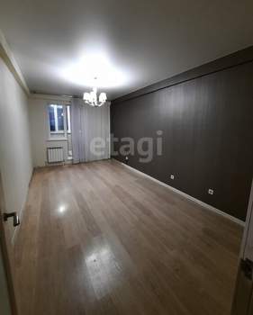 2-к квартира, вторичка, 61м2, 11/13 этаж