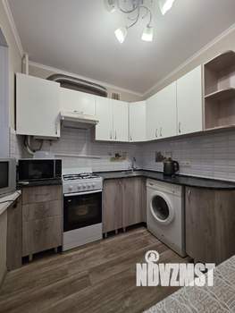 2-к квартира, вторичка, 44м2, 1/5 этаж