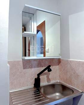 Студия квартира, вторичка, 13м2, 1/5 этаж