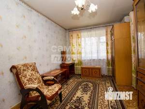 2-к квартира, вторичка, 44м2, 1/4 этаж
