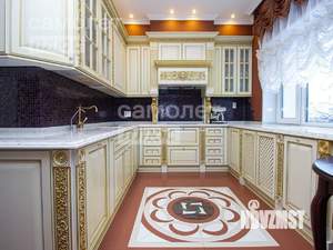 3-к квартира, вторичка, 237м2, 3/3 этаж