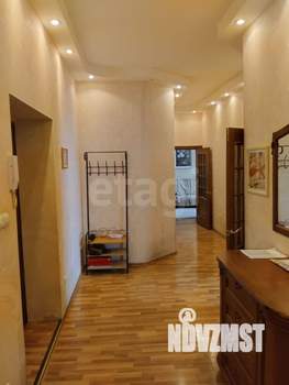 4-к квартира, вторичка, 136м2, 3/3 этаж