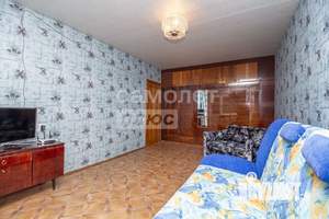 2-к квартира, вторичка, 52м2, 1/10 этаж