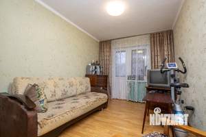 2-к квартира, вторичка, 54м2, 1/9 этаж