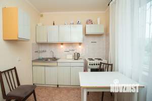 2-к квартира, вторичка, 53м2, 1/9 этаж