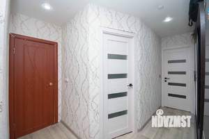 2-к квартира, вторичка, 42м2, 1/4 этаж
