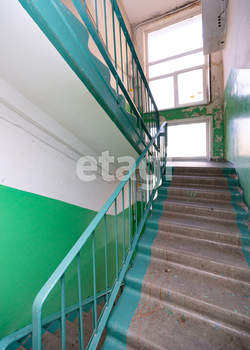 2-к квартира, вторичка, 42м2, 3/5 этаж