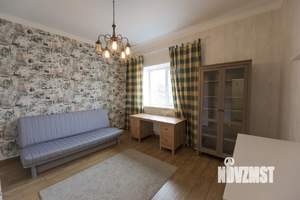 2-к квартира, вторичка, 71м2, 2/4 этаж