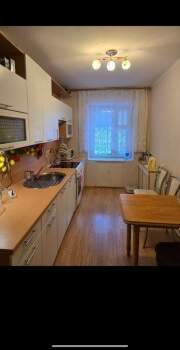 2-к квартира, вторичка, 49м2, 1/5 этаж