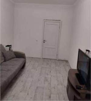 3-к квартира, вторичка, 93м2, 1/5 этаж