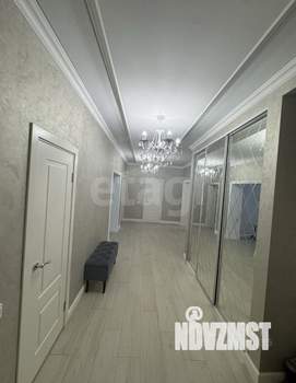 3-к квартира, вторичка, 120м2, 1/3 этаж