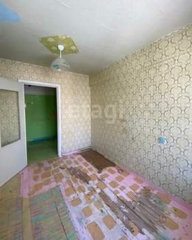 4-к квартира, вторичка, 59м2, 5/5 этаж