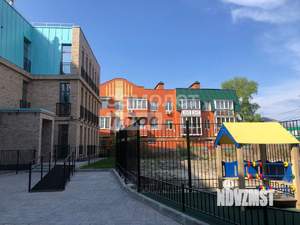 4-к квартира, вторичка, 121м2, 3/3 этаж