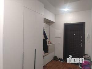 2-к квартира, вторичка, 61м2, 1/4 этаж