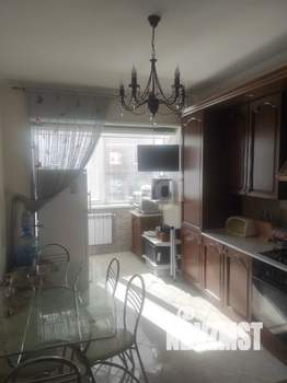 3-к квартира, вторичка, 78м2, 3/5 этаж