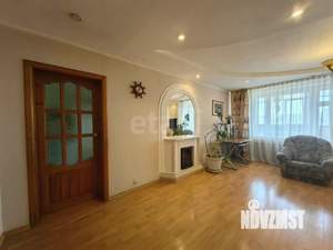 4-к квартира, вторичка, 105м2, 5/5 этаж