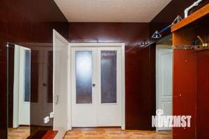 4-к квартира, вторичка, 77м2, 9/9 этаж