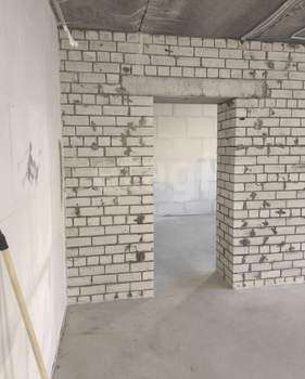 2-к квартира, вторичка, 61м2, 1/9 этаж