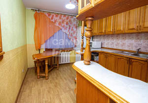 3-к квартира, вторичка, 90м2, 1/9 этаж