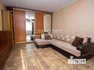 2-к квартира, вторичка, 53м2, 1/9 этаж