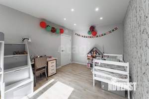 2-к квартира, вторичка, 54м2, 1/9 этаж