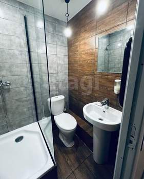 2-к квартира, вторичка, 50м2, 1/9 этаж