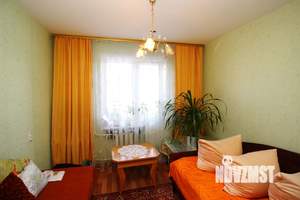 3-к квартира, вторичка, 62м2, 1/9 этаж