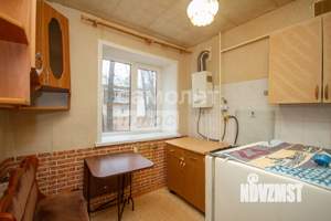 3-к квартира, вторичка, 42м2, 1/3 этаж