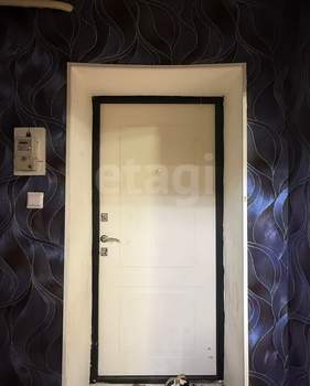 2-к квартира, вторичка, 40м2, 1/4 этаж