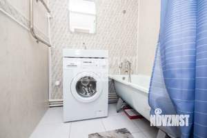 2-к квартира, вторичка, 52м2, 1/3 этаж