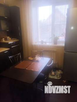 2-к квартира, вторичка, 52м2, 1/4 этаж