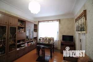 3-к квартира, вторичка, 37м2, 1/2 этаж