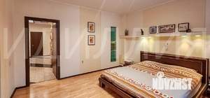 3-к квартира, вторичка, 125м2, 1/4 этаж