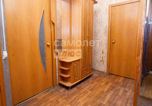 3-к квартира, вторичка, 60м2, 1/3 этаж