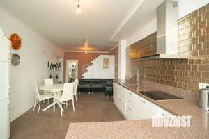 3-к квартира, вторичка, 116м2, 9/9 этаж