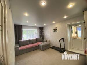 2-к квартира, вторичка, 42м2, 1/4 этаж