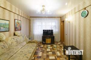 4-к квартира, вторичка, 58м2, 5/5 этаж