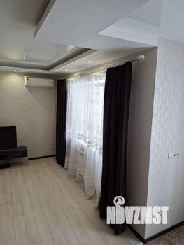 2-к квартира, вторичка, 73м2, 1/4 этаж