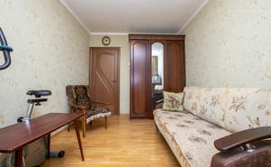 2-к квартира, вторичка, 54м2, 1/9 этаж