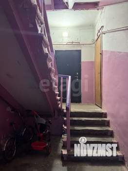 2-к квартира, вторичка, 40м2, 1/4 этаж