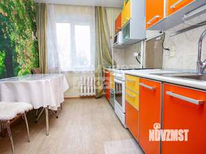 3-к квартира, вторичка, 65м2, 1/10 этаж