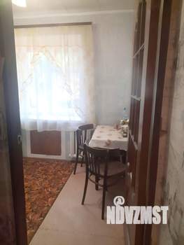 2-к квартира, вторичка, 42м2, 1/3 этаж