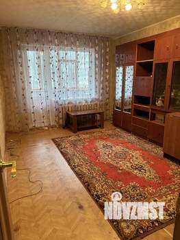 2-к квартира, вторичка, 54м2, 1/9 этаж