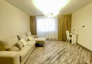 3-к квартира, вторичка, 81м2, 2/19 этаж