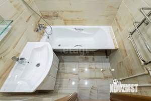 2-к квартира, вторичка, 65м2, 9/13 этаж