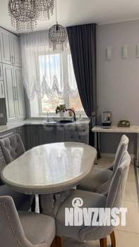 2-к квартира, вторичка, 79м2, 2/4 этаж