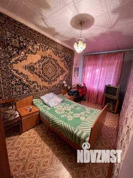 2-к квартира, вторичка, 44м2, 1/4 этаж